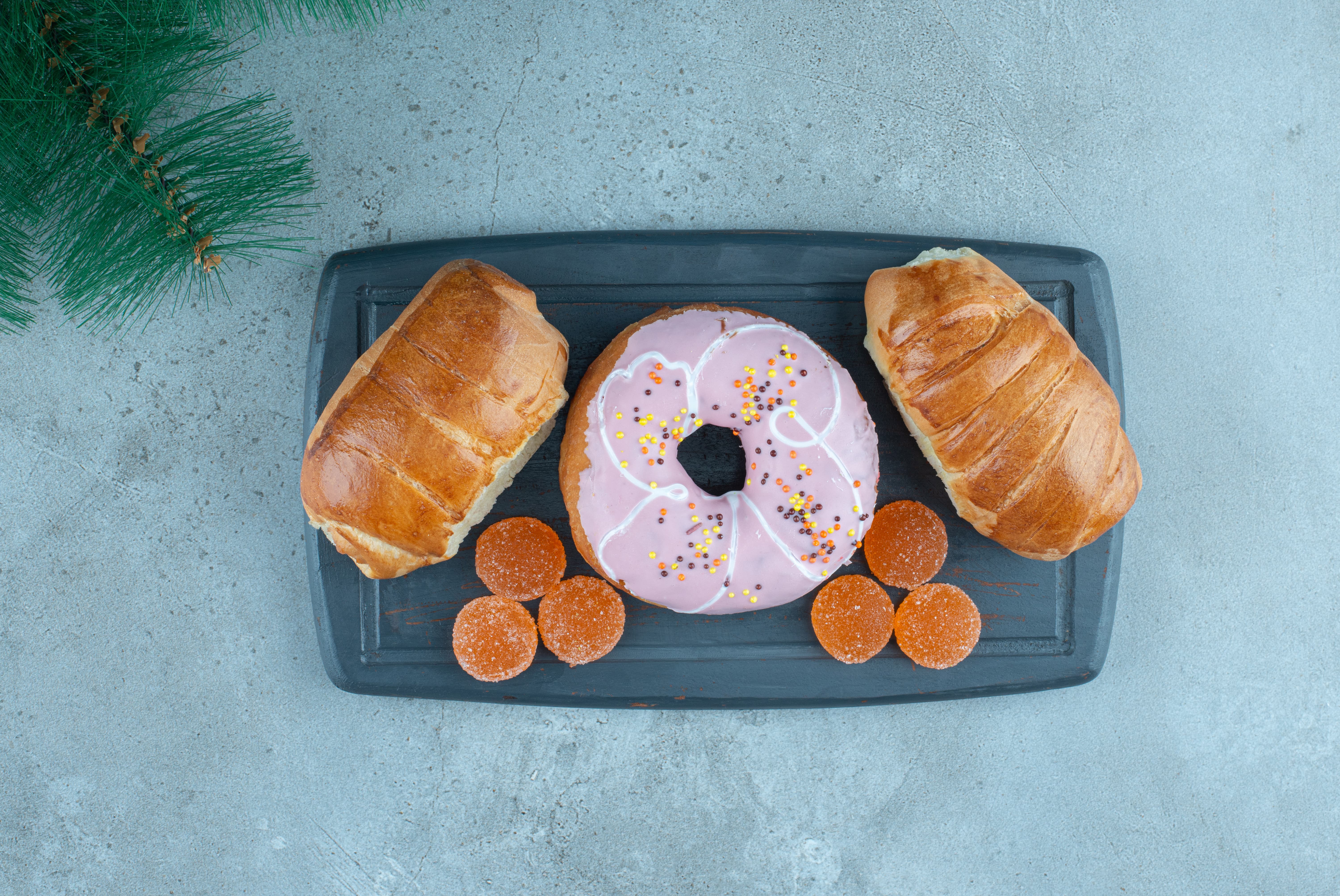 Bakery & Food Display Trays